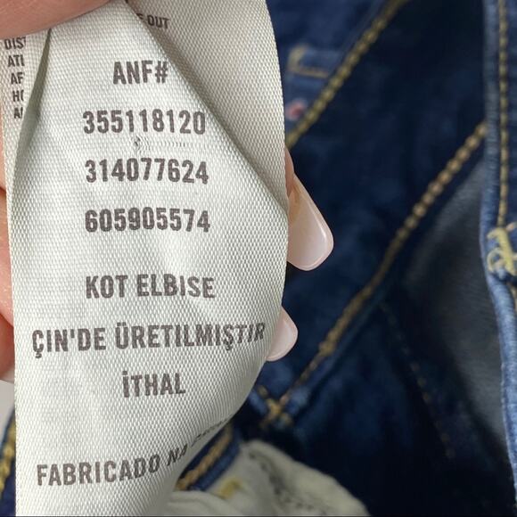 Hollister Skinny Mid-Rise Super Skinny Jeans - Picture 4 of 7